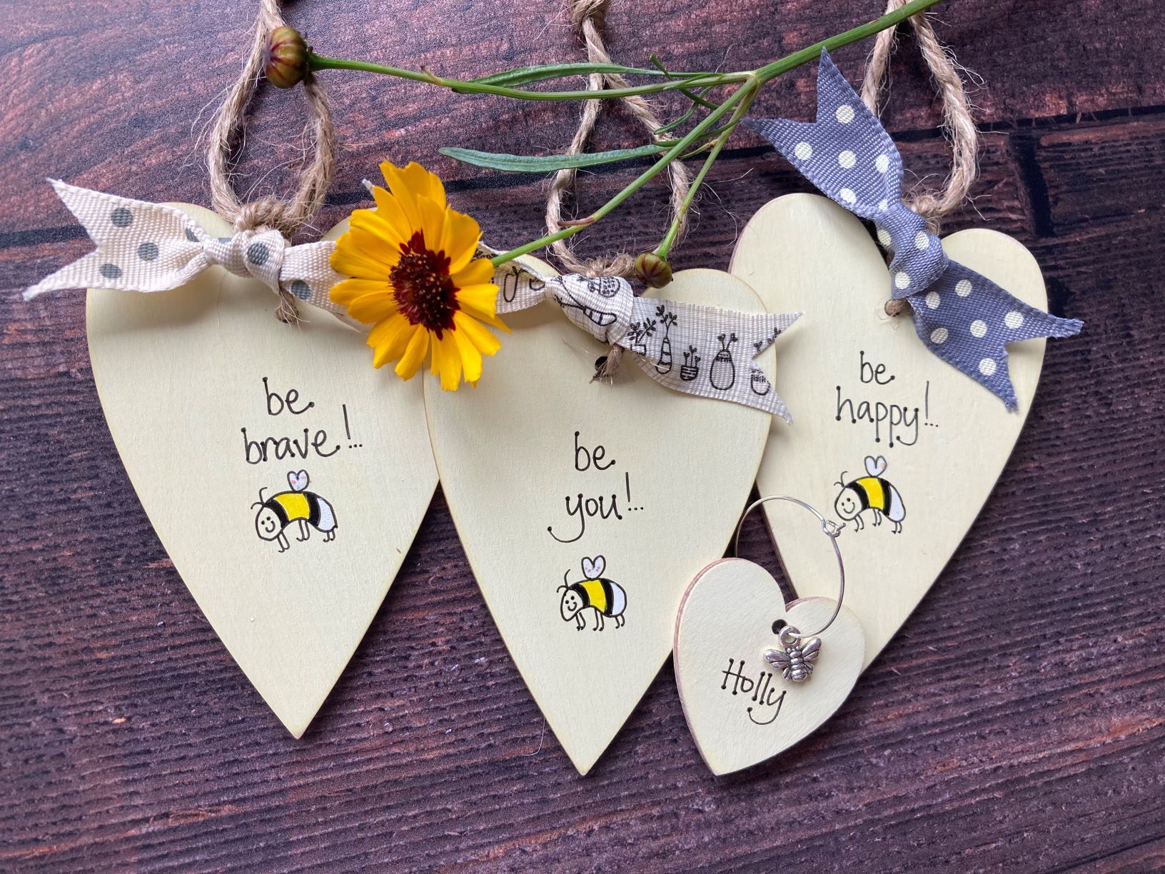 billiedoo-bee-range.jpg